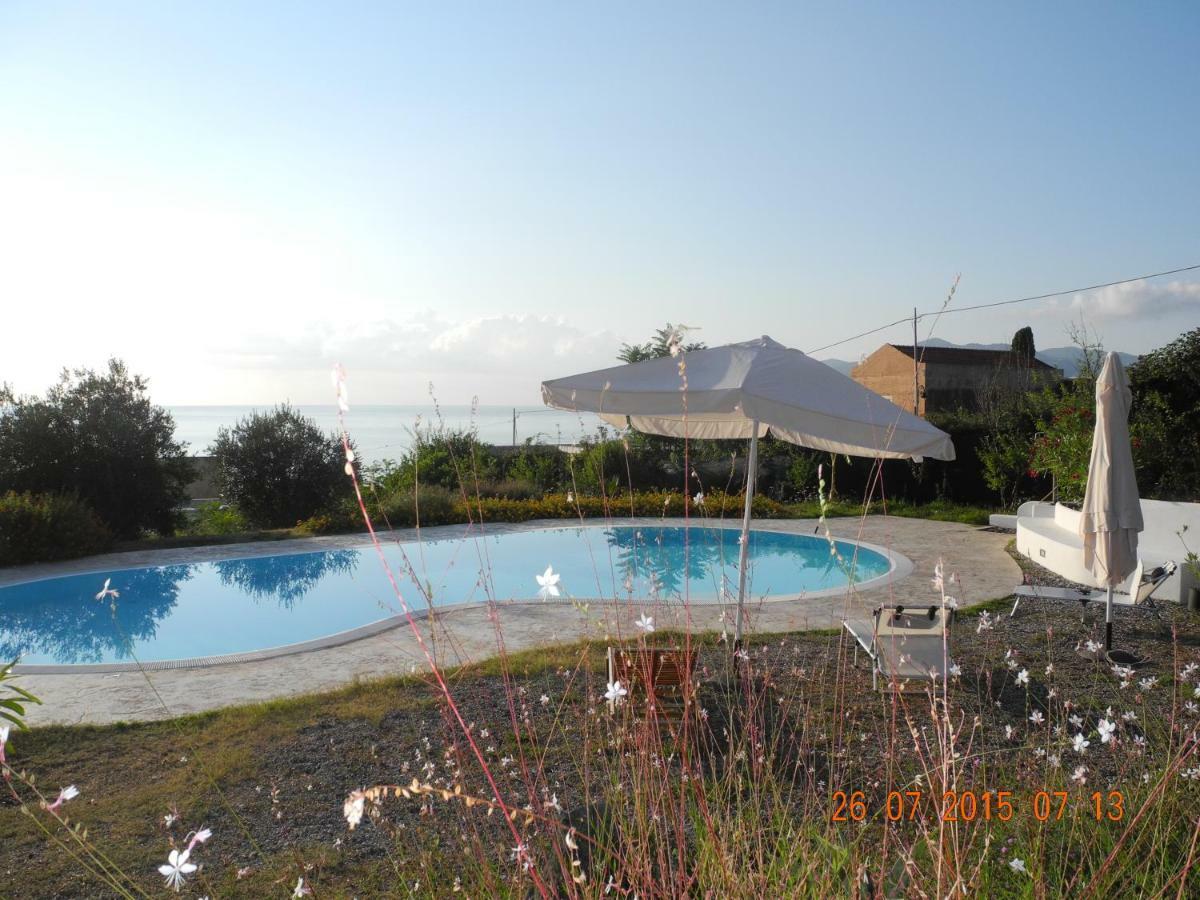 Bed and Breakfast Note Di Salina Санта-Марина-Салина Экстерьер фото
